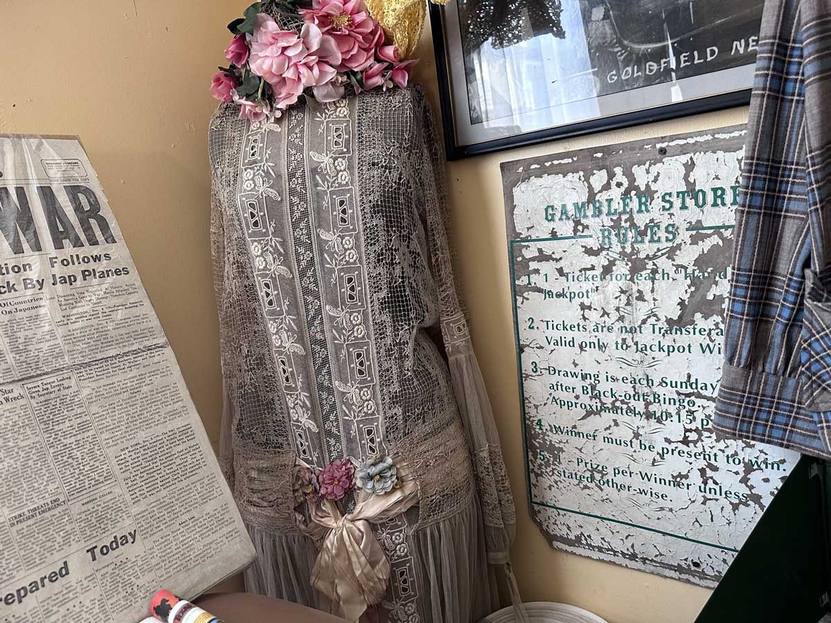 Flapper dress in the office